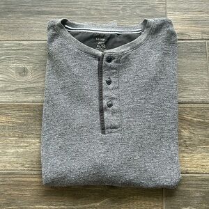 Men’s waffle knit shirt
